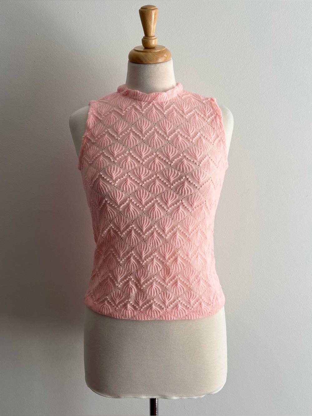 Vintage 1960s Pink Sheer Patterned Sleeveless Knit Top / 36
